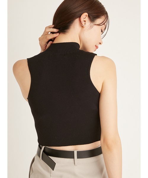 SNIDEL(スナイデル)の「クロップドニットタンクトップ(タンクトップ・レディース・ホワイト/ブラック/サックスブルー/モカ・FREE)」の11枚目の写真