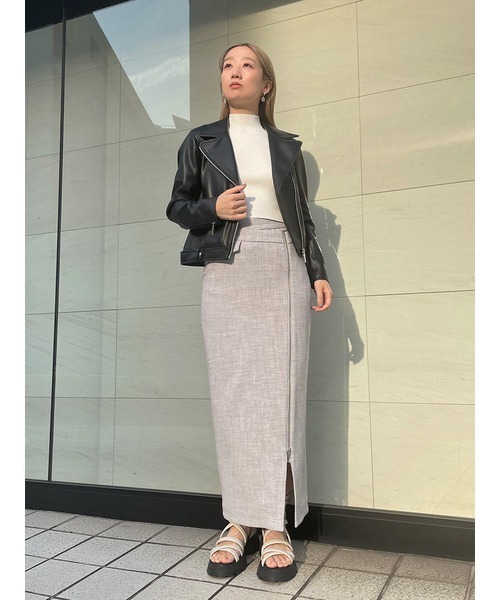 SNIDEL(スナイデル)の「クロップドニットタンクトップ(タンクトップ・レディース・ホワイト/ブラック/サックスブルー/モカ・FREE)」の16枚目の写真