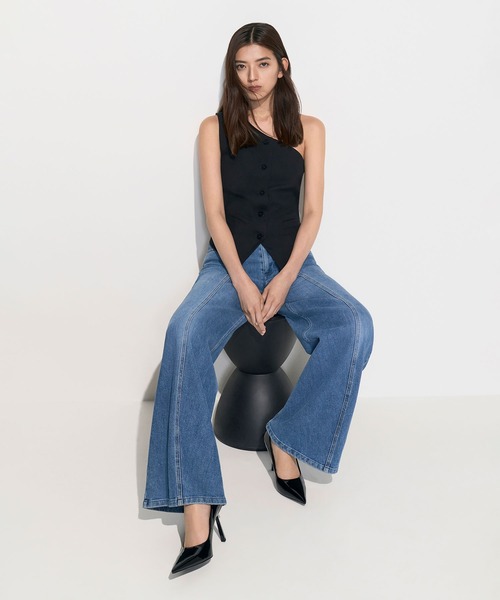 CHARLES & KEITH(チャールズ & キース)の「【販売終了】ポインテッドトゥ パンプス(パンプス・レディース・ライラック/ブラック・25.5cm/23.5cm/25cm/22.5cm/23cm/24.5cm/22cm)」の2枚目の写真