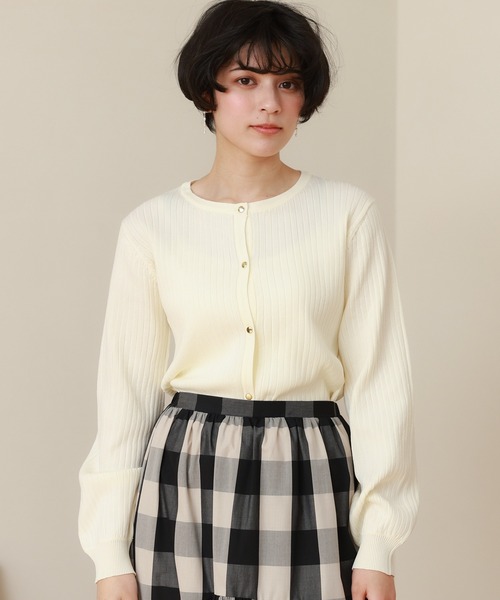 TRUDEA(トルディア)の「スポンディッシュメタル釦リブカーディガン(カーディガン/ボレロ・レディース・ネイビー/モカ/ホワイト・MEDIUM/LARGE)」の11枚目の写真