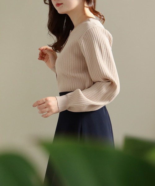 TRUDEA(トルディア)の「スポンディッシュメタル釦リブカーディガン(カーディガン/ボレロ・レディース・ネイビー/モカ/ホワイト・MEDIUM/LARGE)」の20枚目の写真