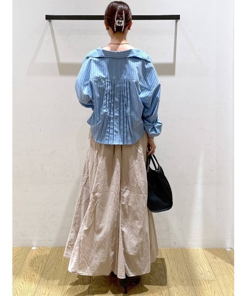 BAYFLOW（ベイフロー）の「リネンフレアスカート（スカート・レディース・ブラック/グレイッシュベージュ/ターコイズブルー/イエロー/オレンジ・SMALL/MEDIUM）」の9枚目の写真