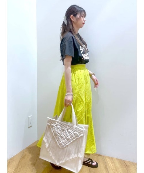 BAYFLOW（ベイフロー）の「リネンフレアスカート（スカート・レディース・ブラック/グレイッシュベージュ/ターコイズブルー/イエロー/オレンジ・SMALL/MEDIUM）」の7枚目の写真