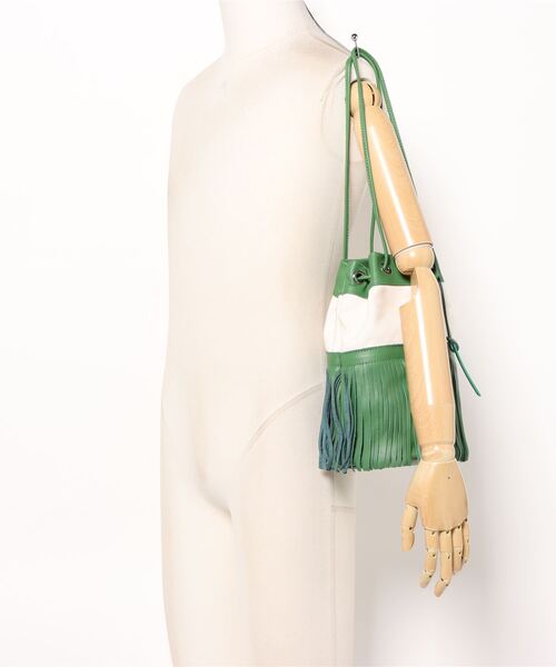inter-chaussures（インターショシュール）の「【MARCO MASI】レザーフリンジ巾着バッグ(Q36412)（トートバッグ・レディース・キャメル/グリーン・ALL）」の6枚目の写真