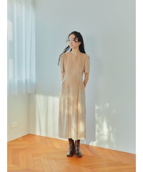 Ayla(アイラ)の「back ribbon velvet dress(ドレス・レディース・ブラック/ベージュ・FREE)」の4枚目の写真