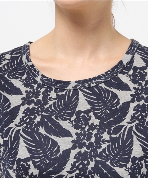 OUTLET(アウトレット)の「【CIAOPANIC TYPY】リーフ総柄プリントT(Tシャツ/カットソー・レディース・グレー/ネイビー/ホワイト・FREE)」の7枚目の写真