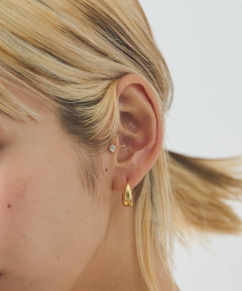 Auntie Rosa Holiday（アンティローザホリデー）の「クリスタルトラカフ（イヤーカフ・レディース・ゴールド/シルバー・FREE）」の14枚目の写真