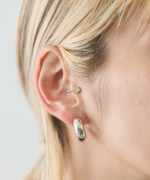 Auntie Rosa Holiday（アンティローザホリデー）の「クリスタルトラカフ（イヤーカフ・レディース・ゴールド/シルバー・FREE）」の9枚目の写真