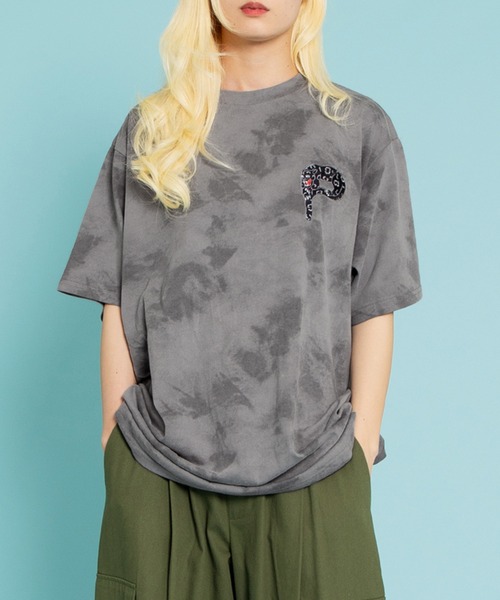 PUNYUS(プニュズ)の「パンサー刺繍タイダイTシャツ(Tシャツ/カットソー・レディース・グリーン/スミクロ/パープル/イエロー/ブルー・3/4)」の2枚目の写真