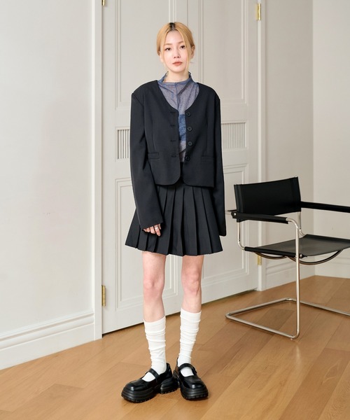 UNE MANSION（ユヌマンション）の「パステルカラークロップドノーカラージャケット（ノーカラージャケット・レディース・ブラック/ホワイト/ピンク/ライトグリーン・FREE）」の13枚目の写真