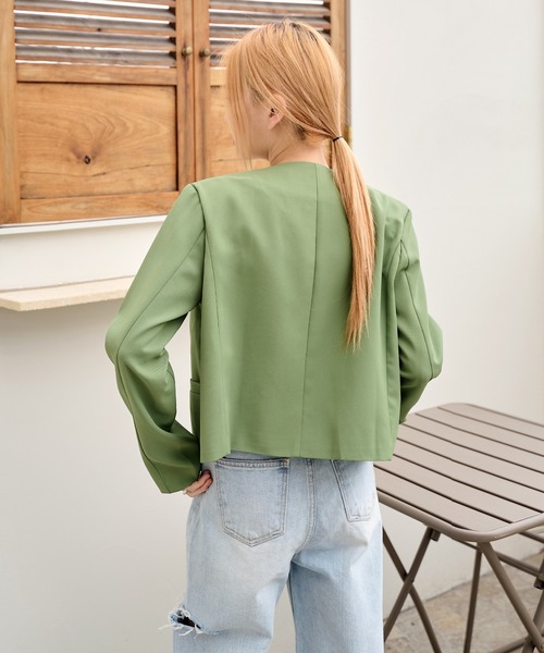 UNE MANSION（ユヌマンション）の「パステルカラークロップドノーカラージャケット（ノーカラージャケット・レディース・ブラック/ホワイト/ピンク/ライトグリーン・FREE）」の7枚目の写真