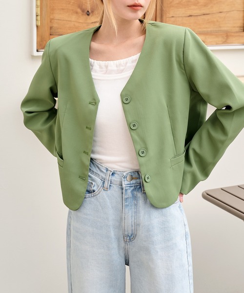 UNE MANSION（ユヌマンション）の「パステルカラークロップドノーカラージャケット（ノーカラージャケット・レディース・ブラック/ホワイト/ピンク/ライトグリーン・FREE）」の11枚目の写真