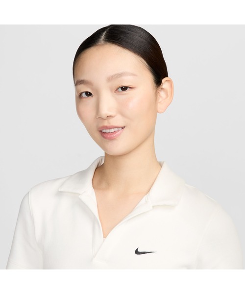 NIKE（ナイキ）の「NIKE/ナイキ WS NSW エッセンシャル S/S ポロシャツ（ポロシャツ・レディース・ブラック/ホワイト/オフホワイト/ライトブルー/ブルー系その他/ホワイト系その他/オレンジ/ベージュ・M/L/XL/S）」の19枚目の写真
