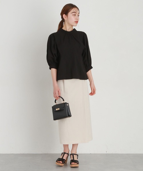 mysty woman（ミスティウーマン）の「バックシャンデザインブラウス 904289（シャツ/ブラウス・レディース・ブラック/ブルー/オフホワイト・FREE）」の6枚目の写真