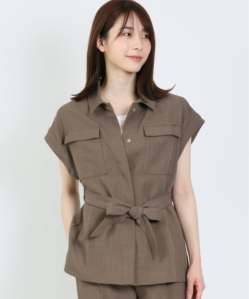 m.f.editorial(エムエフエディトリアル)の「m.f.エディトリアル レディース リネン風シャンブレー サファリジャケット(セットアップ可能)(シャツ/ブラウス・レディース・ブラウン/カーキ/モカ・MEDIUM/LARGE)」の3枚目の写真