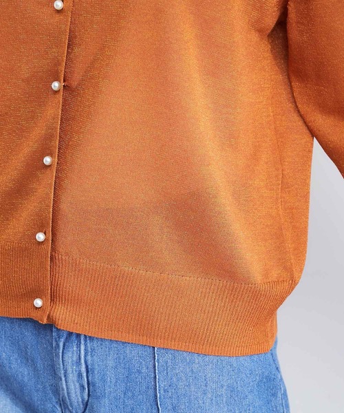 ROPE'（ロペ）の「イミテーションパールボタンカーディガン（カーディガン/ボレロ・レディース・オレンジ系その他2/ブラック/ベージュ系その他・38）」の12枚目の写真