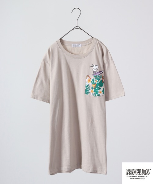 PEANUTS(ピーナッツ)の「PEANUTS スヌーピー 半袖 Tシャツ(Tシャツ/カットソー・レディース・ホワイト系その他/ブラック系その他/杢グレー/ブルーグレー/オートミール/ブラック系その他2/ネイビー系/ブラック/オフホワイト/カーキ/ベージュ/レッド/ホワイト/ネイビー/ピンクベージュ・M/L/LL)」の10枚目の写真