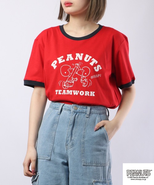 PEANUTS(ピーナッツ)の「PEANUTS スヌーピー 半袖 Tシャツ(Tシャツ/カットソー・レディース・ホワイト系その他/ブラック系その他/杢グレー/ブルーグレー/オートミール/ブラック系その他2/ネイビー系/ブラック/オフホワイト/カーキ/ベージュ/レッド/ホワイト/ネイビー/ピンクベージュ・M/L/LL)」の15枚目の写真