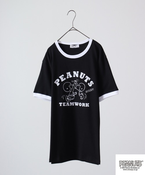 PEANUTS(ピーナッツ)の「PEANUTS スヌーピー 半袖 Tシャツ(Tシャツ/カットソー・レディース・ホワイト系その他/ブラック系その他/杢グレー/ブルーグレー/オートミール/ブラック系その他2/ネイビー系/ブラック/オフホワイト/カーキ/ベージュ/レッド/ホワイト/ネイビー/ピンクベージュ・M/L/LL)」の5枚目の写真