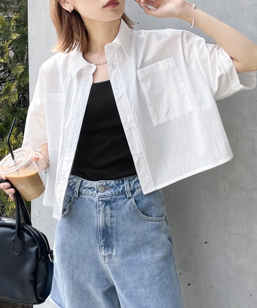 Chillfar（チルファー）の「ワイドクロップドシャツ（シャツ/ブラウス・レディース・ホワイト/ピンク/イエロー/ブルー・FREE）」の2枚目の写真