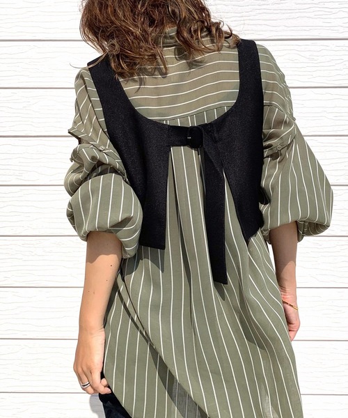 Q（キュー）の「Vカッティング ショートビスチェ（ベスト・レディース・ブラック/キャメル・ONE SIZE）」の11枚目の写真