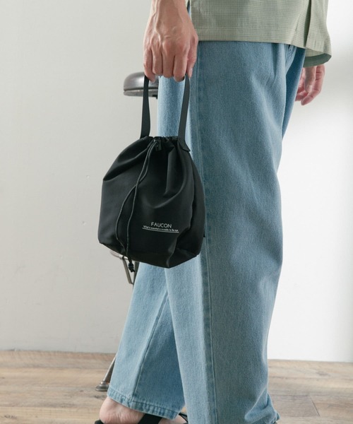 ITEMS URBANRESEARCH（アイテムズ アーバンリサーチ）の「2way キンチャクショルダー（ショルダーバッグ・メンズ・ブラック/アニマル/ベージュ・-）」の5枚目の写真