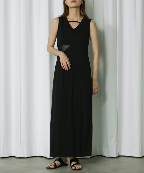 Ezick（エジック）の「Triangle cut out シアーワンピース（ワンピース・レディース・ブラック・FREE）」の14枚目の写真