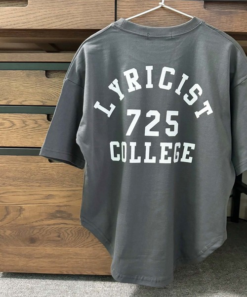 ZI-ON（ジーオン）の「ラウンドヘムビッグシルエット半袖Tシャツ（Tシャツ/カットソー・キッズ・グレー系その他/ホワイト系その他2/ダークグリーン/杢グレー/オフホワイト/ベージュ/グリーン系その他/ブルー系その他/チャコール/ミント/グリーン系その他2/ネイビー/オレンジ/ホワイト系その他/ホワイト系その他3/ベージュ系その他・150cm/140cm/110cm/120cm/160cm/130cm）」の7枚目の写真