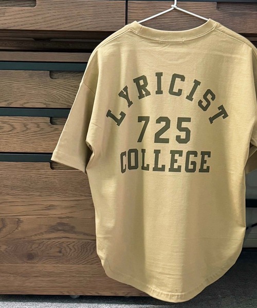 ZI-ON（ジーオン）の「ラウンドヘムビッグシルエット半袖Tシャツ（Tシャツ/カットソー・キッズ・グレー系その他/ホワイト系その他2/ダークグリーン/杢グレー/オフホワイト/ベージュ/グリーン系その他/ブルー系その他/チャコール/ミント/グリーン系その他2/ネイビー/オレンジ/ホワイト系その他/ホワイト系その他3/ベージュ系その他・150cm/140cm/110cm/120cm/160cm/130cm）」の9枚目の写真