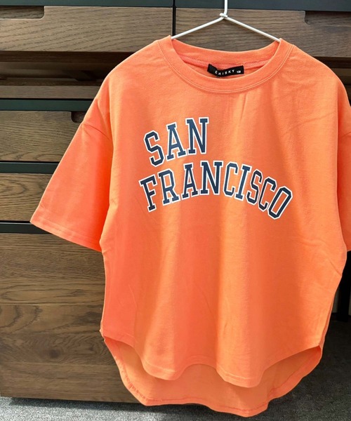 ZI-ON（ジーオン）の「ラウンドヘムビッグシルエット半袖Tシャツ（Tシャツ/カットソー・キッズ・グレー系その他/ホワイト系その他2/ダークグリーン/杢グレー/オフホワイト/ベージュ/グリーン系その他/ブルー系その他/チャコール/ミント/グリーン系その他2/ネイビー/オレンジ/ホワイト系その他/ホワイト系その他3/ベージュ系その他・150cm/140cm/110cm/120cm/160cm/130cm）」の16枚目の写真