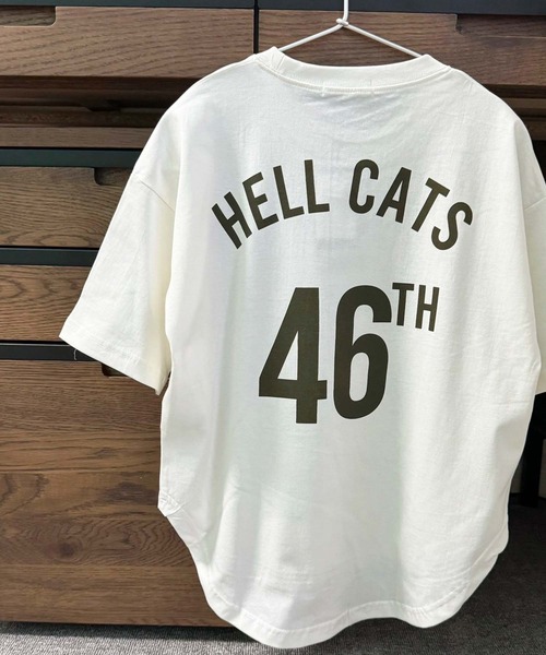 ZI-ON（ジーオン）の「ラウンドヘムビッグシルエット半袖Tシャツ（Tシャツ/カットソー・キッズ・グレー系その他/ホワイト系その他2/ダークグリーン/杢グレー/オフホワイト/ベージュ/グリーン系その他/ブルー系その他/チャコール/ミント/グリーン系その他2/ネイビー/オレンジ/ホワイト系その他/ホワイト系その他3/ベージュ系その他・150cm/140cm/110cm/120cm/160cm/130cm）」の5枚目の写真