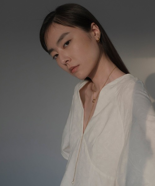 novice（ノーヴィス）の「【novice】U Hoop Pierce［Stainless］（ピアス（両耳用）・レディース・シルバー/ゴールド・FREE）」の5枚目の写真