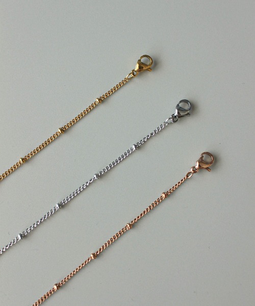 ebine(エビネ)の「Dot Chain Bracelet 金属アレルギー対応 サージカルステンレス(ブレスレット・レディース・ゴールド/ピンクゴールド/シルバー・FREE)」の6枚目の写真
