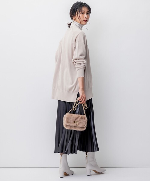 23区(ニジュウサンク)の「【洗える】シルクコットン カーディガン(カーディガン/ボレロ・レディース・ライトグレー系/ブラック系/ダルブルー系/ベージュ系・32)」の7枚目の写真