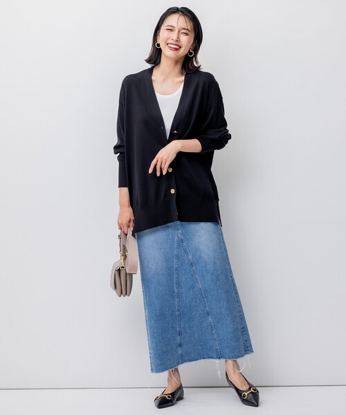 23区(ニジュウサンク)の「【洗える】シルクコットン カーディガン(カーディガン/ボレロ・レディース・ライトグレー系/ブラック系/ダルブルー系/ベージュ系・32)」の9枚目の写真