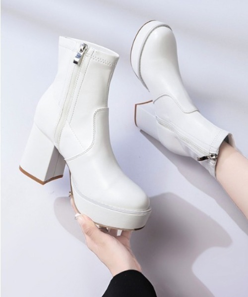 Shoes in Closet（シューズインクローゼット）の「厚底チャンキー ハイソール ストレッチ ショートブーツ 6845（ブーツ・レディース・ブラック/ホワイト・S/M/L/LL）」の19枚目の写真