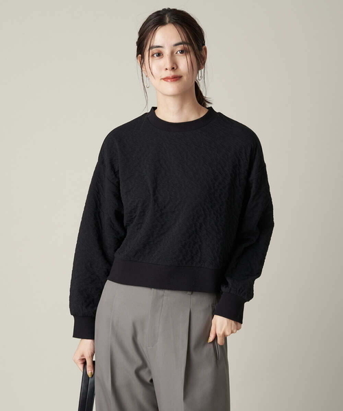 a.v.v(アーヴェヴェ)の「ふくれジャガードショート丈トップス(Tシャツ/カットソー・レディース・アイボリー/ブラック/レッド・38/36/40/42/34)」の14枚目の写真