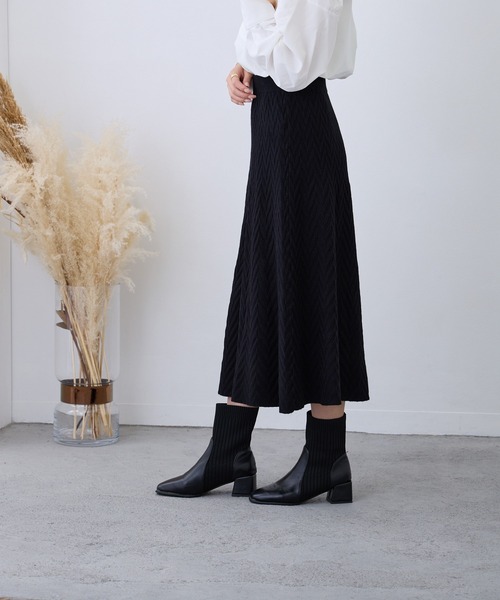 Loco Ocean（ロコオーシャン）の「リブ編みニットロングフレアスカート（スカート・レディース・グリーン/ブラック/オフホワイト・FREE）」の19枚目の写真