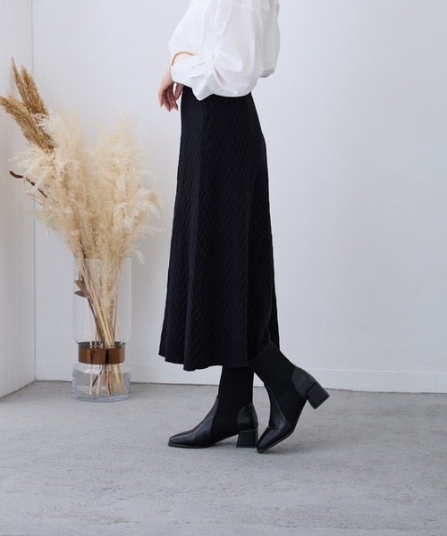 Loco Ocean（ロコオーシャン）の「リブ編みニットロングフレアスカート（スカート・レディース・グリーン/ブラック/オフホワイト・FREE）」の20枚目の写真