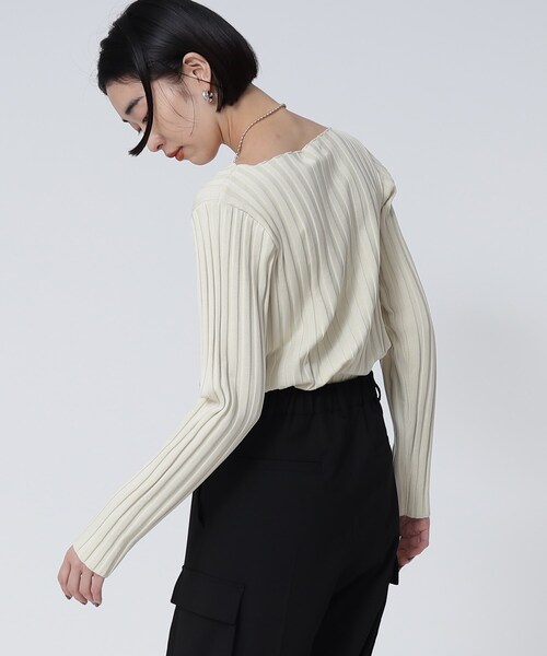 GALLEST（ギャレスト）の「ワイドリブボートニット（ニット/セーター・レディース・ダークオリーブ/ダークオレンジ/ライトベージュ/ブラック/グレー・38）」の14枚目の写真