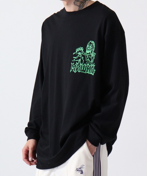MISHKA(ミシカ)の「MISHKA L/T ロングスリーブTシャツ(Tシャツ/カットソー・メンズ・ブラック/ホワイト/ブラック系その他/ホワイト系その他/ブラック系その他2/ホワイト系その他2/ブラック系その他3/ホワイト系その他3/パープル/サンドベージュ/ブラック系その他4/ブラック系その他5/ホワイト系その他4/ブラック系その他6/パープル系その他/ブラック系その他7・M/L/XL)」の11枚目の写真