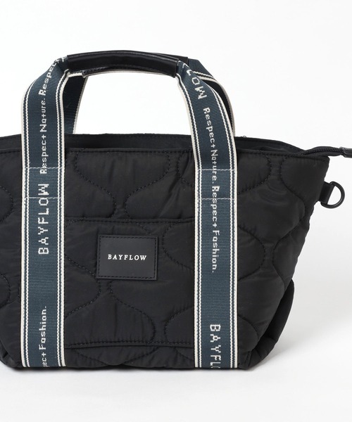 BAYFLOW（ベイフロー）の「ロゴテープキルティングトート（トートバッグ・レディース・ブラック/オフホワイト・FREE）」の8枚目の写真