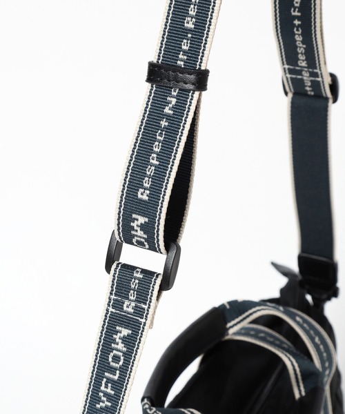 BAYFLOW（ベイフロー）の「ロゴテープキルティングトート（トートバッグ・レディース・ブラック/オフホワイト・FREE）」の11枚目の写真