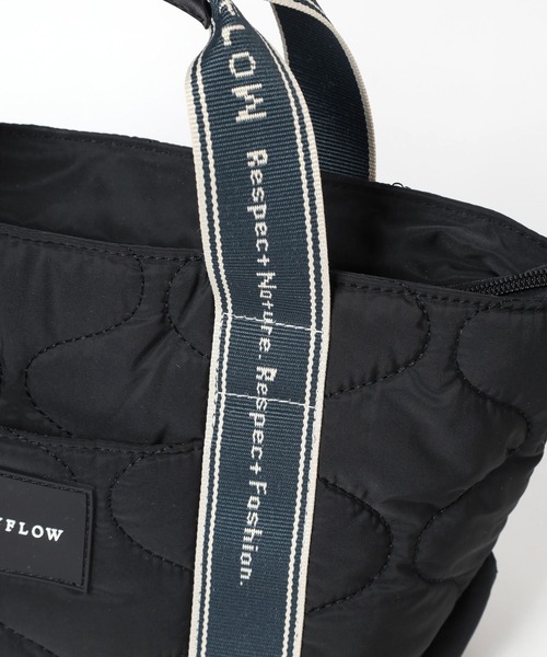 BAYFLOW（ベイフロー）の「ロゴテープキルティングトート（トートバッグ・レディース・ブラック/オフホワイト・FREE）」の14枚目の写真