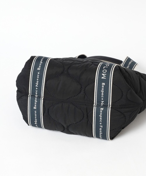 BAYFLOW（ベイフロー）の「ロゴテープキルティングトート（トートバッグ・レディース・ブラック/オフホワイト・FREE）」の18枚目の写真