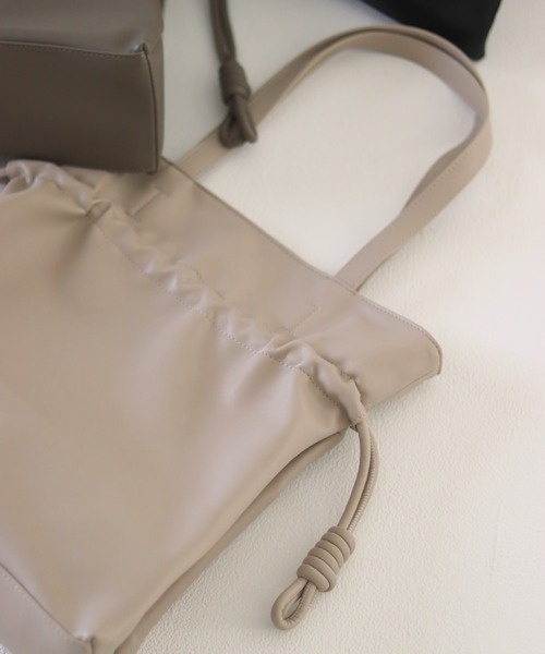 mellowneon mellow's 2wayキルティングバッグ ベージュ メロウネオン