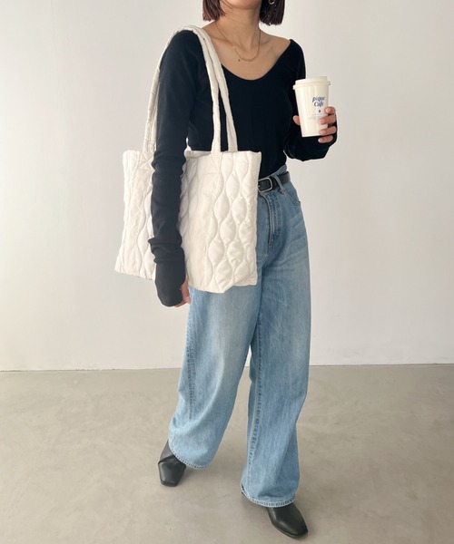 MYMOOD.（マイムード）の「【A4サイズ収納可】キルティングビッグトートバッグ マザーズ トラベルバッグ（トートバッグ・レディース・アイボリー/ブラック・FREE）」の6枚目の写真