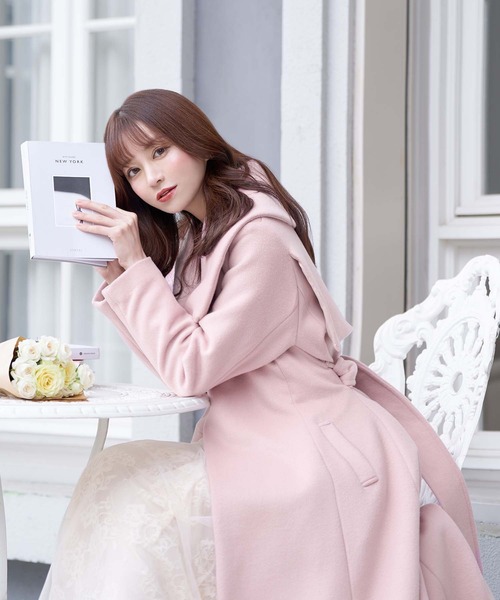 emiriawiz(エミリアウィズ)の「Classique big collar coat(チェスターコート・レディース・ベージュ/グレー/ピンク/ブルー・SMALL/MEDIUM)」の10枚目の写真