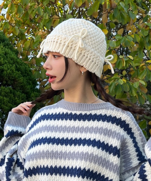 by muni:r（バイ ムニール）の「リボンニットバケットハット（ハット・レディース・アイボリー/ブラック・ONE SIZE）」の10枚目の写真