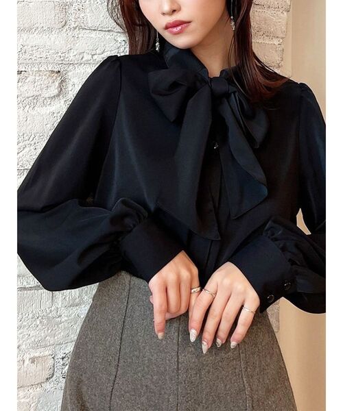 RESEXXY（リゼクシー）の「ボウタイデザインブラウス（シャツ/ブラウス・レディース・ブラック/アイボリー/ベージュ・FREE）」の3枚目の写真